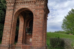 1619989814812